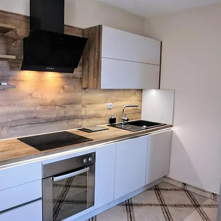 Guest house Stefica 3*