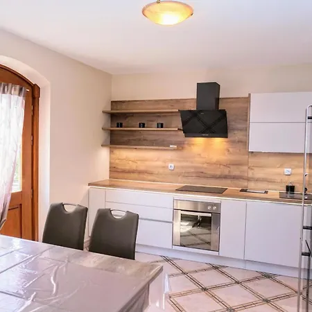 Stefica Guest house