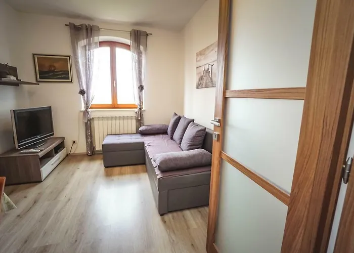 Stefica 3* Crveni Vrh